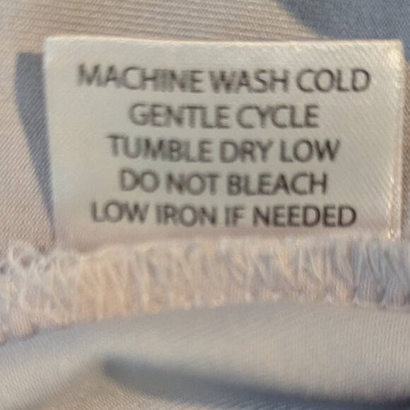 Adorable Cosmic Cat Tee, Women's size Large - Picture 8 of 9